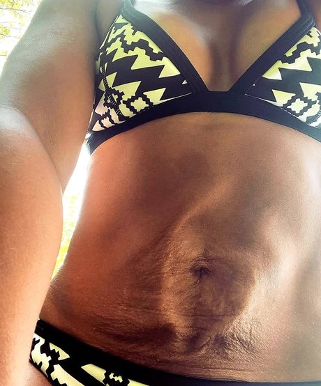 Saira Khan star beautiful images