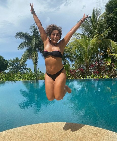 Saira Khan nudes pornstar photo