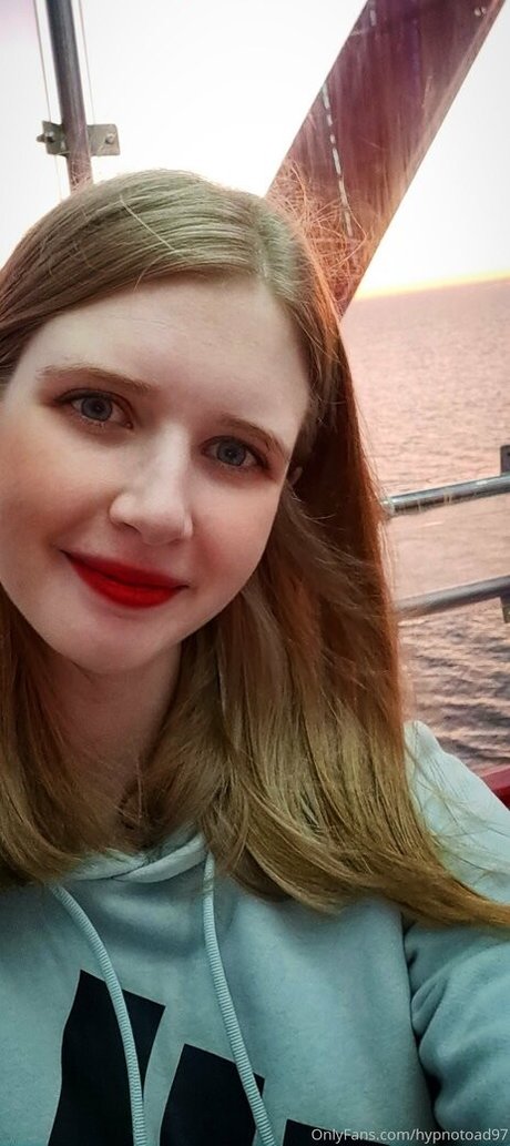 kinkykierra97 pornstar hot pictures