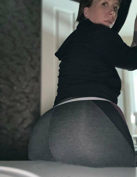 cahiraoona art actress gallery