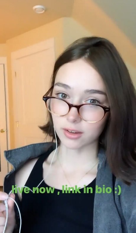 Holls8 perfect star photos