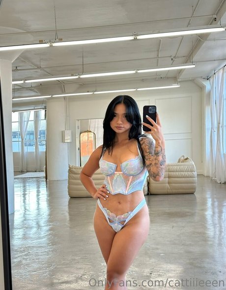 tiiieeen model adult image