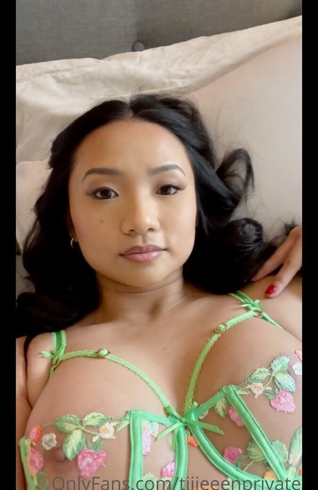 tiiieeen perfect actress pictures