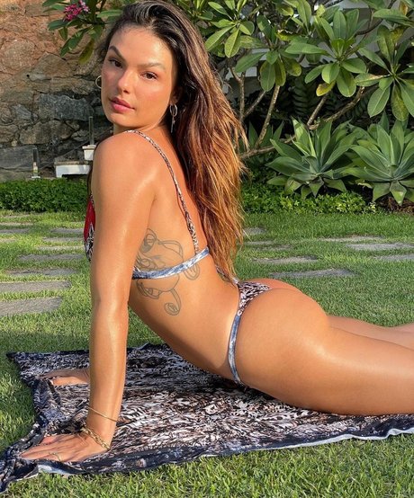 Isis Valverde xxx star galleries