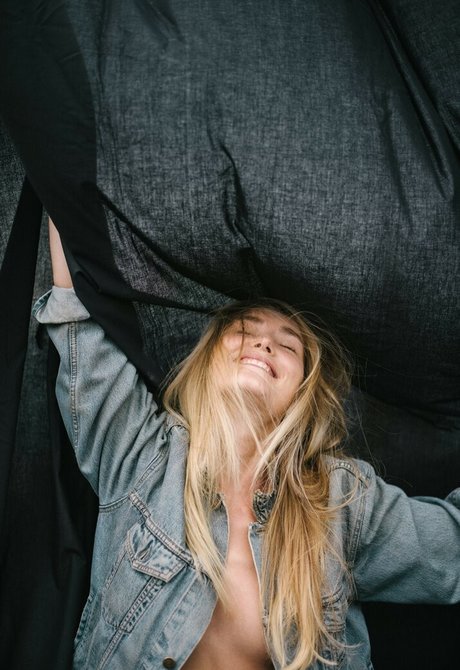 Oceane Le Ny adult actress gallery