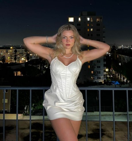 MillieT25 pornstar perfect pics