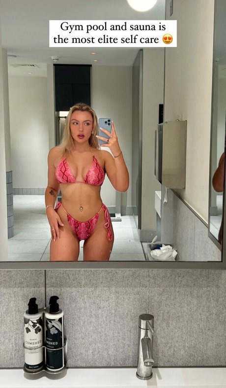 MillieT25 pornstar high quality img