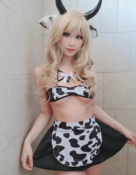 Jennybelly free pornstar img