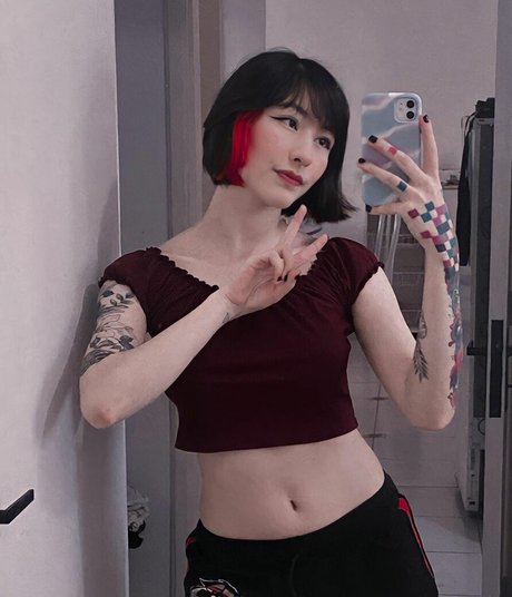 Julia Cristina pretty model galleries