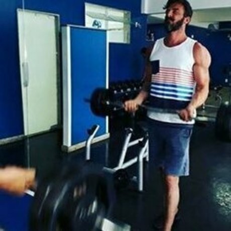 FM 18_ hd actress image