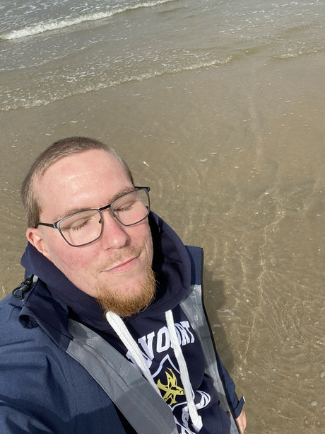 Lezter hot star image