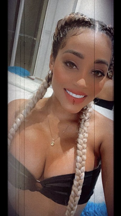 LeydiHilton pornstar xxx photos