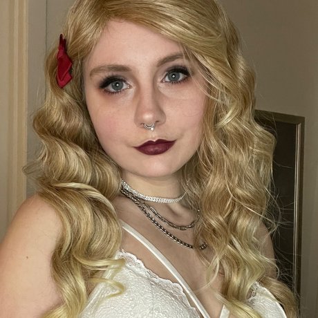 Lexa Lachance model nice photo