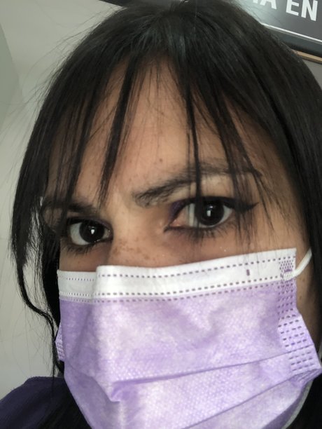 Con detallitos model nudes gallery