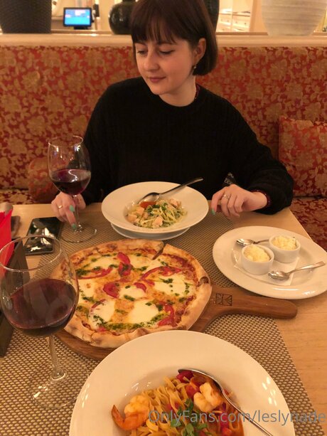 For you Lesly_ pretty pornstar pics