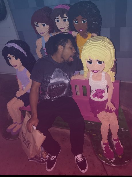 _Leonardo Da Bitches_ star naked gallery