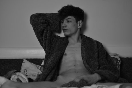 Leon Horvath hot star pictures