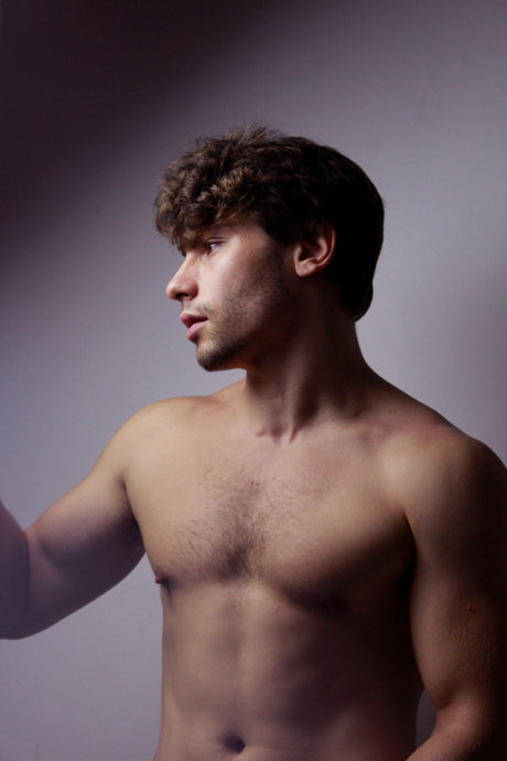 Leo Adonis xxx model photos