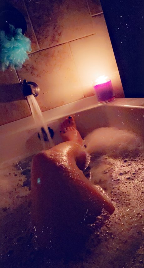 Lennox Jade model high quality pics