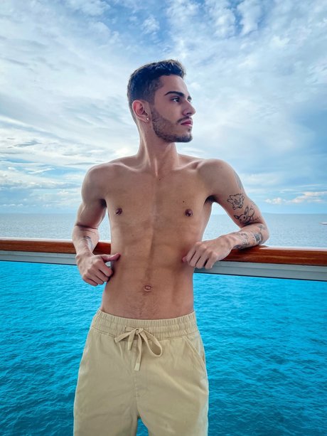 Leandro Leeme adult actress pic