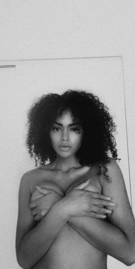 Lea Lalay top star photo