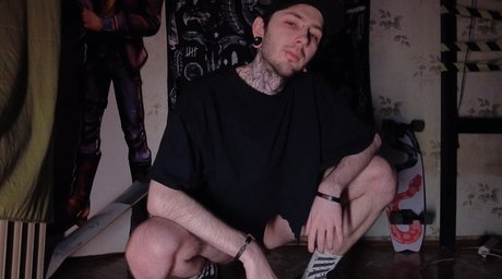 Lazar Lafaar nudes model image