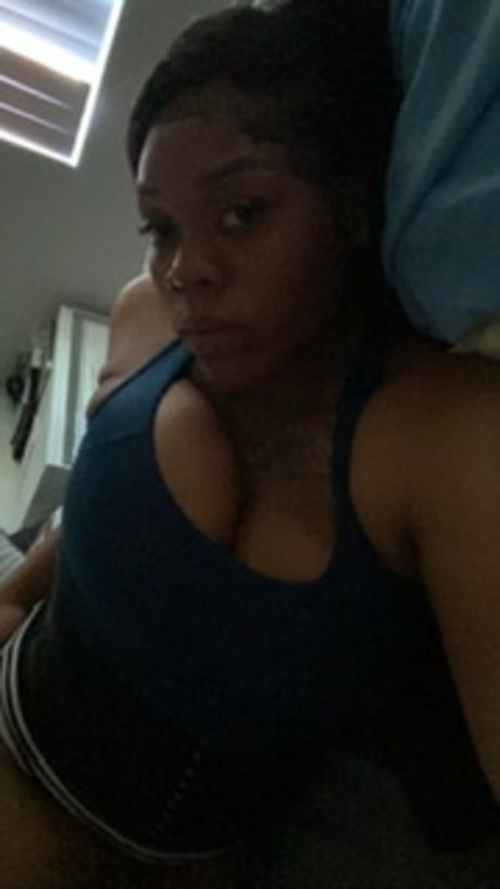 Layani pornstar hot image