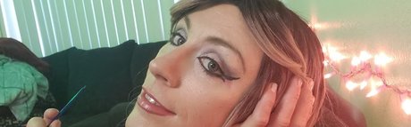 COMMIE DICKGURL model porn picture