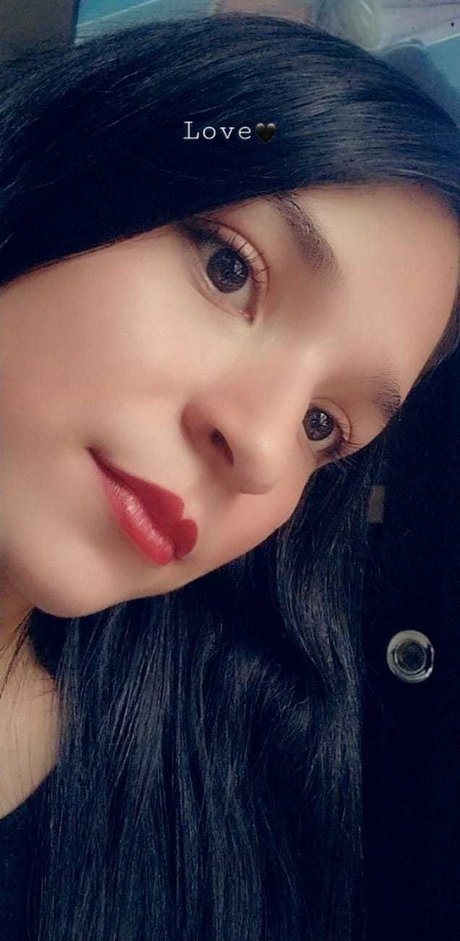 laurincon model nice pic