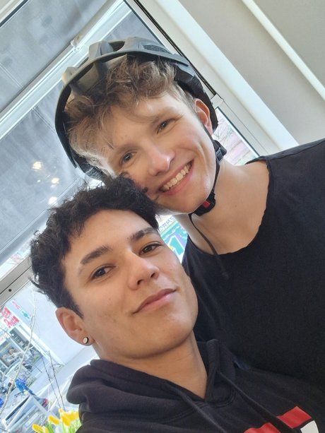 Laurin and Lin model sex gallery