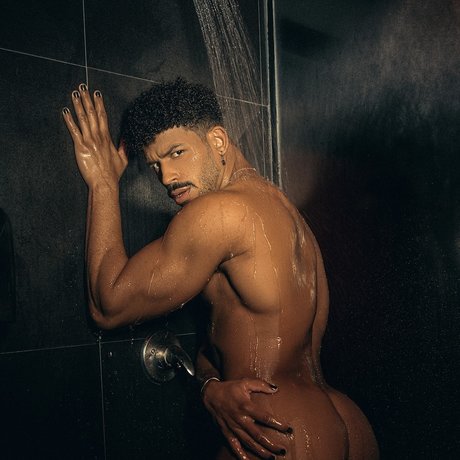 Lipe Scorpion star xxx photos