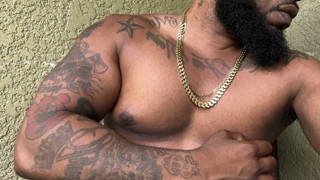 Lionel B sexy star photo