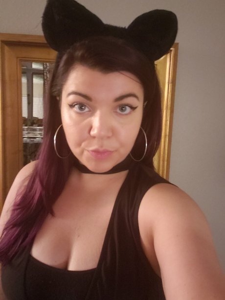 Lil Kitsune model perfect photo