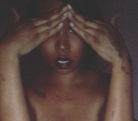 Ashlee Devior XXX model nude img