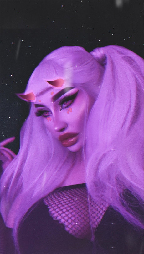 Lilith Hades sexy model image