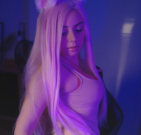 Lili Raven exclusive actress images