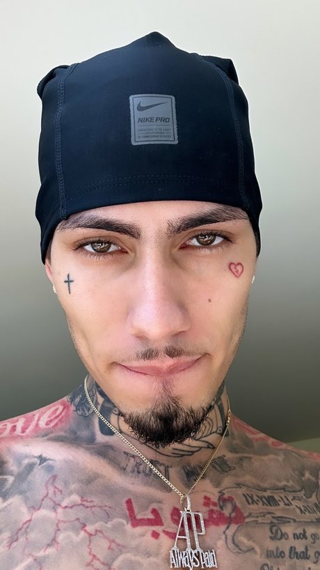 Lil2oz pornstar adult image