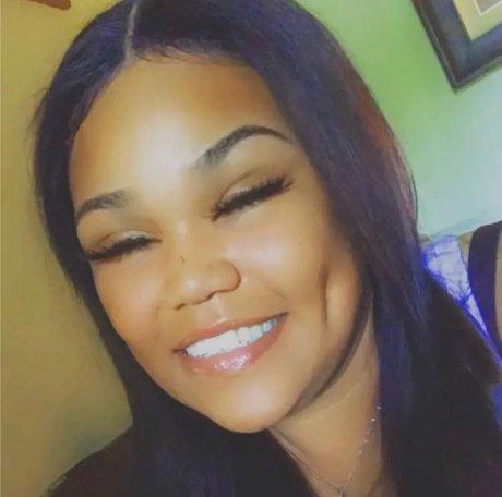 Ms LickitOff_ pornstar erotic images