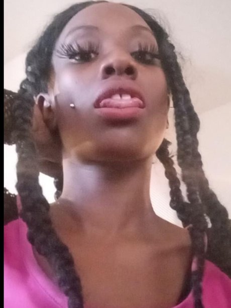 Lowkey model sexy photos