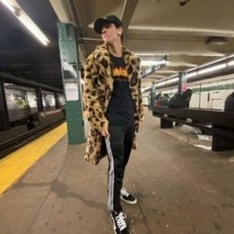 Alexander Vega model nude pictures