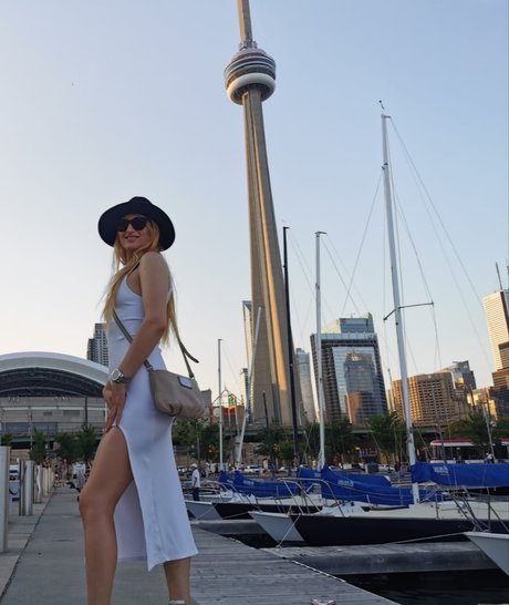 MedicalOfficeAdmin naked pornstar img