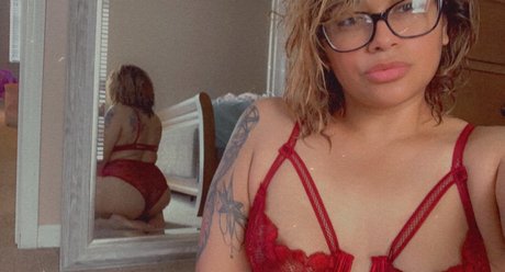 Lovely Obsession sex actress gallery