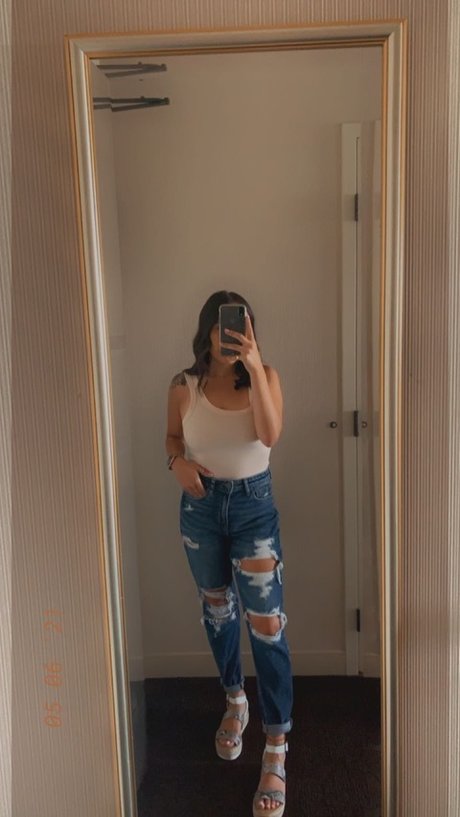 Leece art actress image