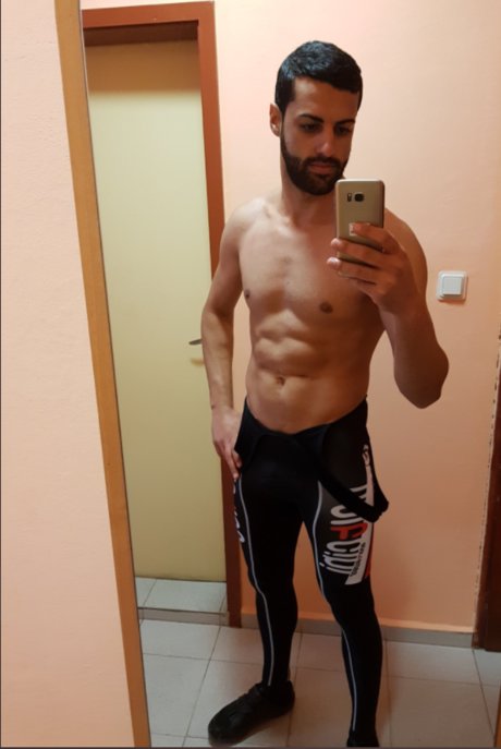 LoneLy Tiger porn star img