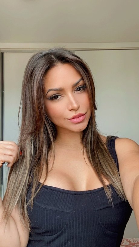 L lla de Marco pornstar free gallery