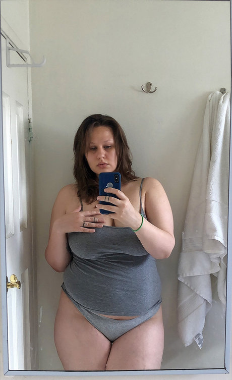 Lola LaCroix exclusive actress gallery