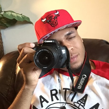 LoccoMoney model pretty pic