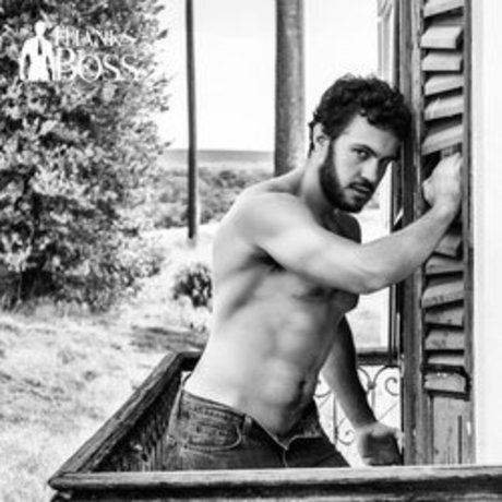 Werewolfguy model perfect photos