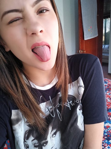 Lizeth sexy actress pics