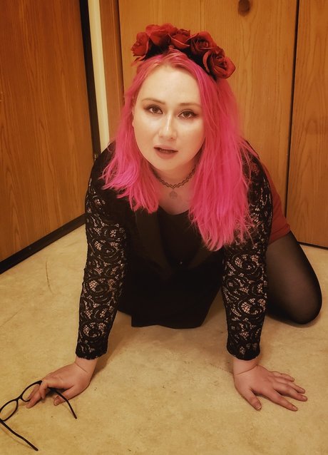 Madam Silas model nudes images